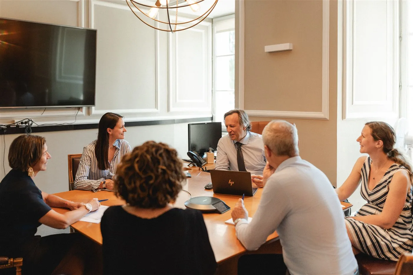 Échange entre notaires de l’Étude Laroche & Associés